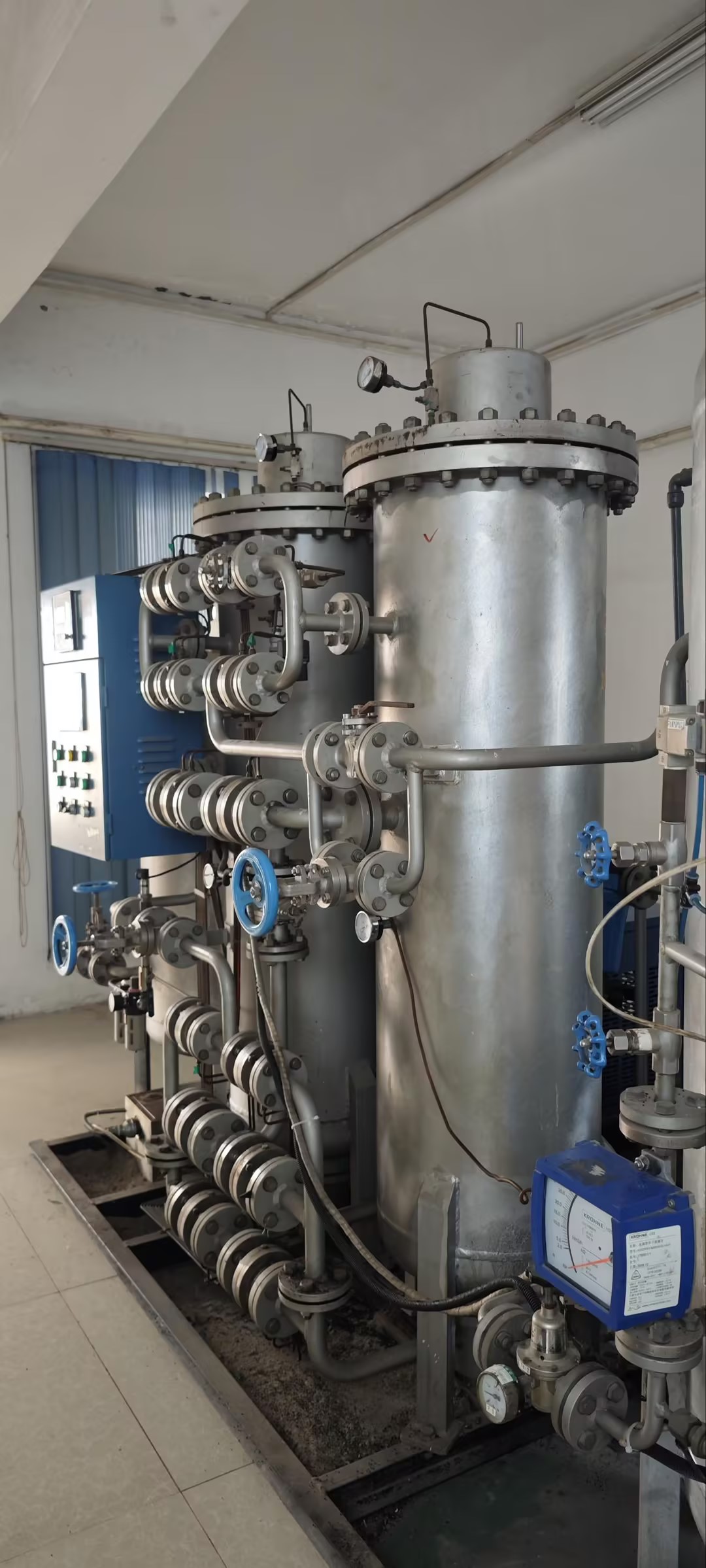 瑞氣制氮機(jī)運(yùn)行18年，助力航空防護(hù)設(shè)備公司高效生產(chǎn)